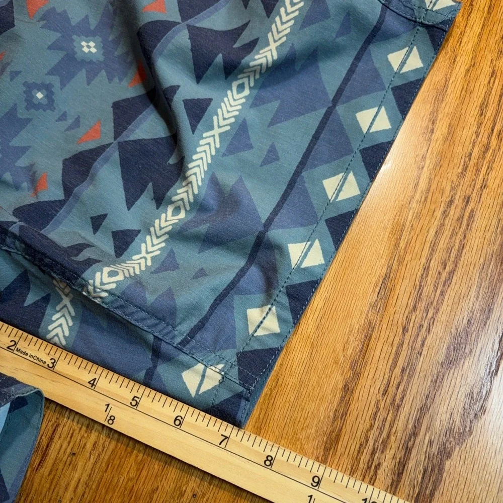 Faherty Board Shorts Mens 35 Blue Geometric Southwest Aztec Beacon MSS2207-SRT